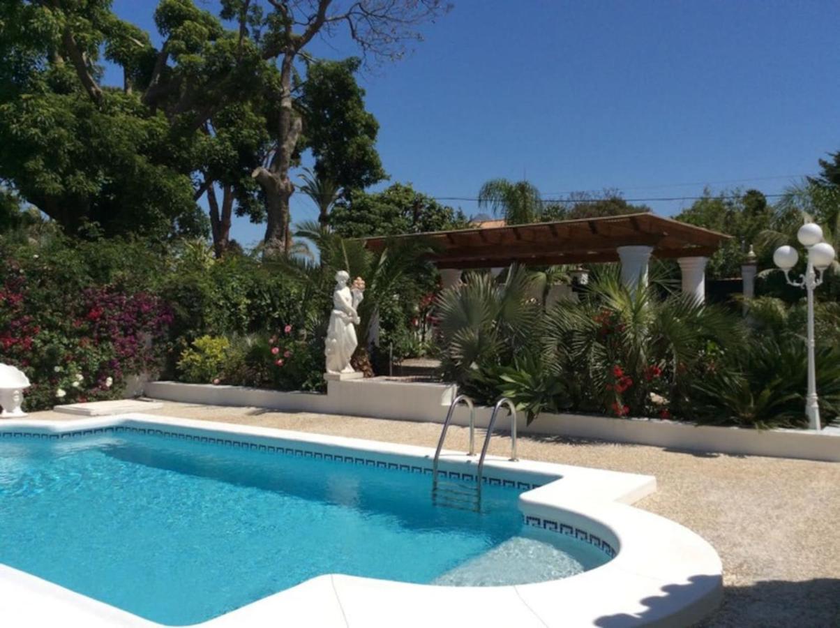 Exclusive Villa Las Palmeras Puerto Banus With Heated Private Swimming Pool, Marbella, Spain ภายนอก รูปภาพ