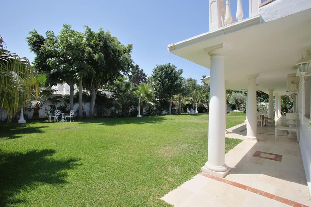 Exclusive Villa Las Palmeras Puerto Banus With Heated Private Swimming Pool, Marbella, Spain ภายนอก รูปภาพ